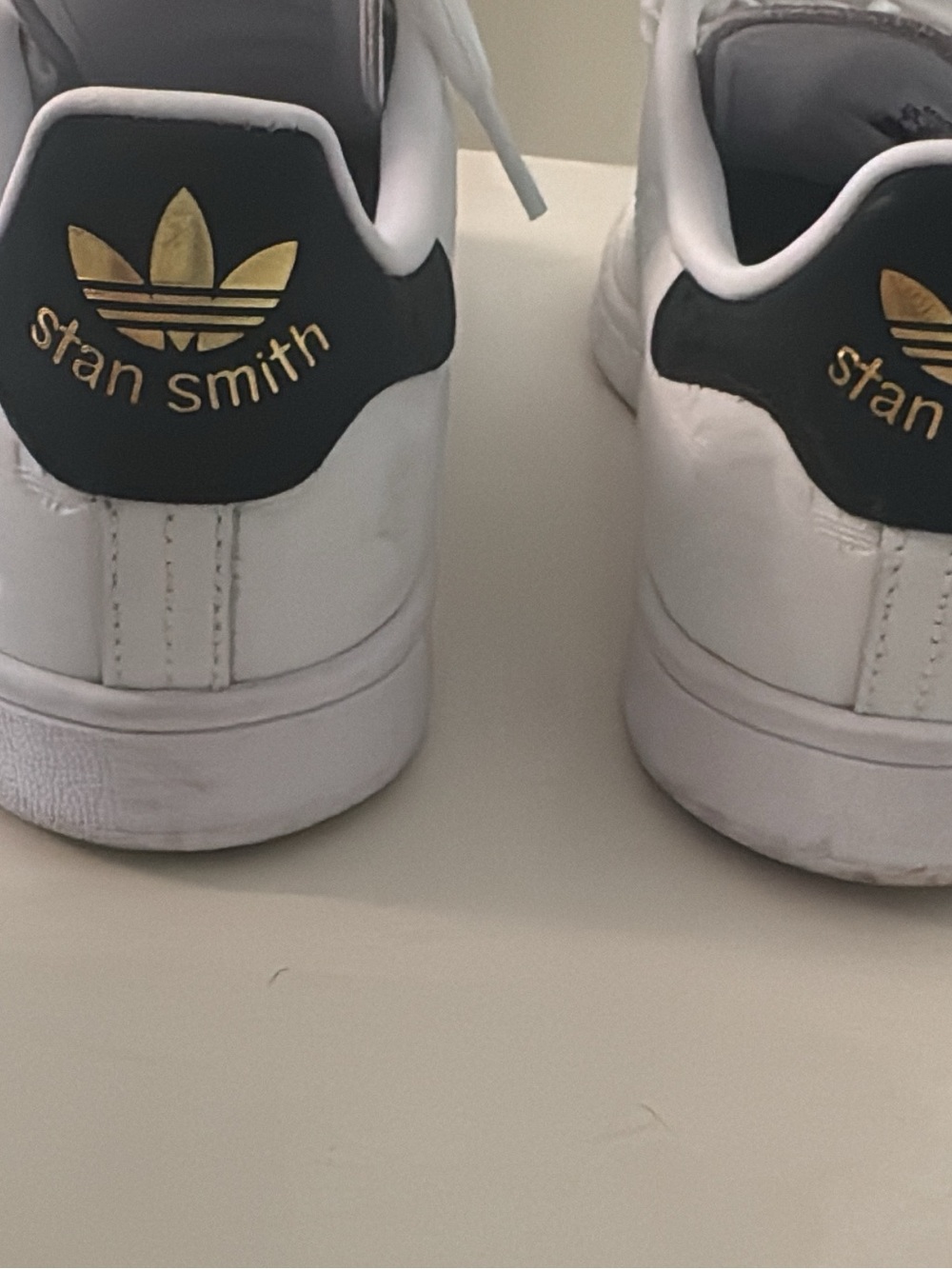 Adidas Stan Smith White Leather Sneakers Black Heel Tab - size 7 - Picture 4 of 9